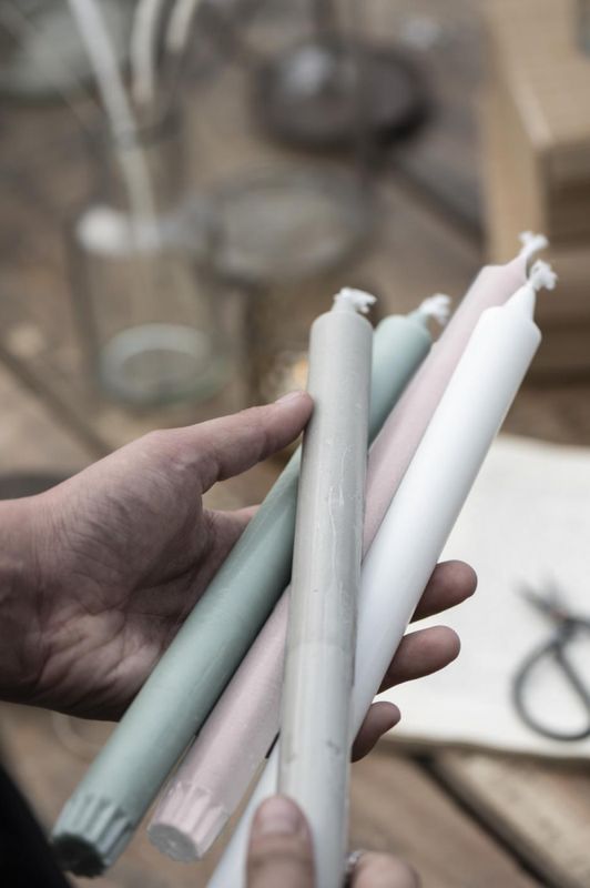 Kronelys eske med 4 - hvit | IB Laursen